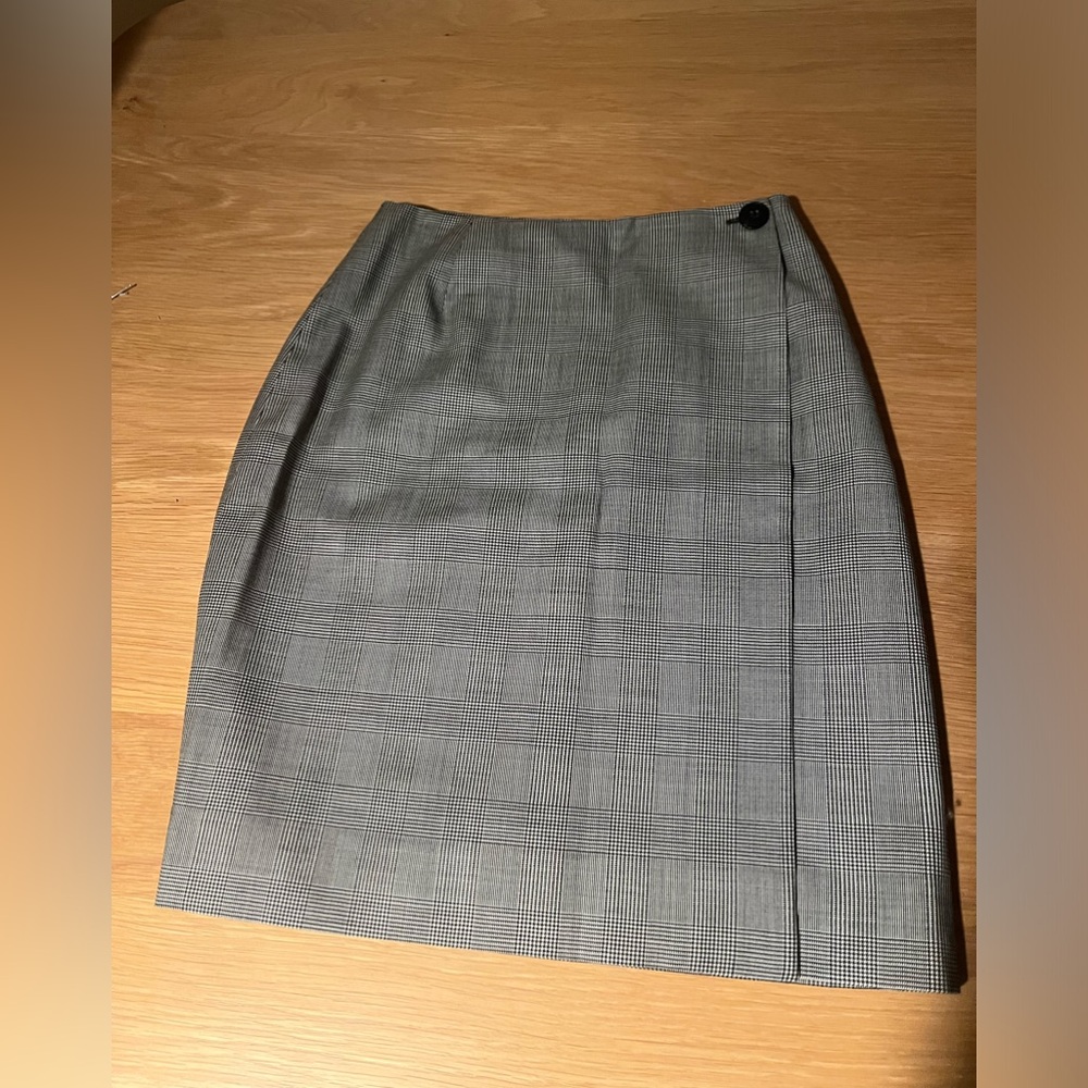 Size 4 Michael Kors Bergdorf Goodman Dept. Store Vintage 100% Wool Work Skirt